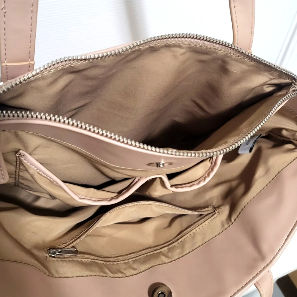 Nine West tote - Picture 11 of 12